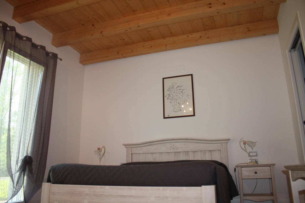 Elis' Rooms Sernaglia della Battaglia Bagian luar foto