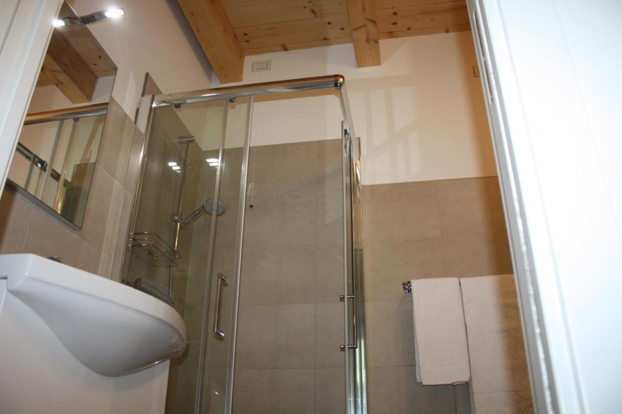 Elis' Rooms Sernaglia della Battaglia Bagian luar foto