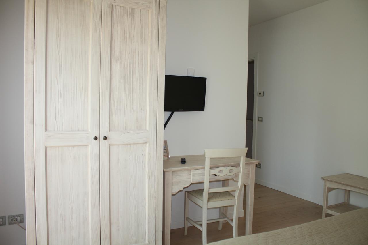 Elis' Rooms Sernaglia della Battaglia Bagian luar foto